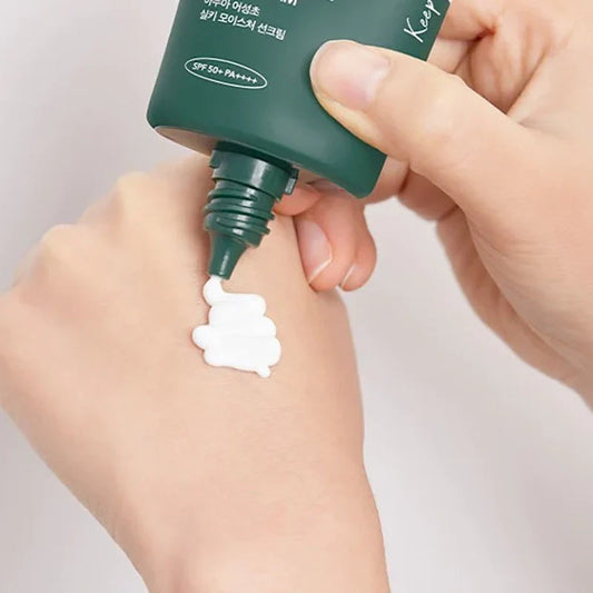 Anua Heartleaf Silky Moisture
Sunscreen SPF50+ Crème solaire hydratante et apaisante 50 ml